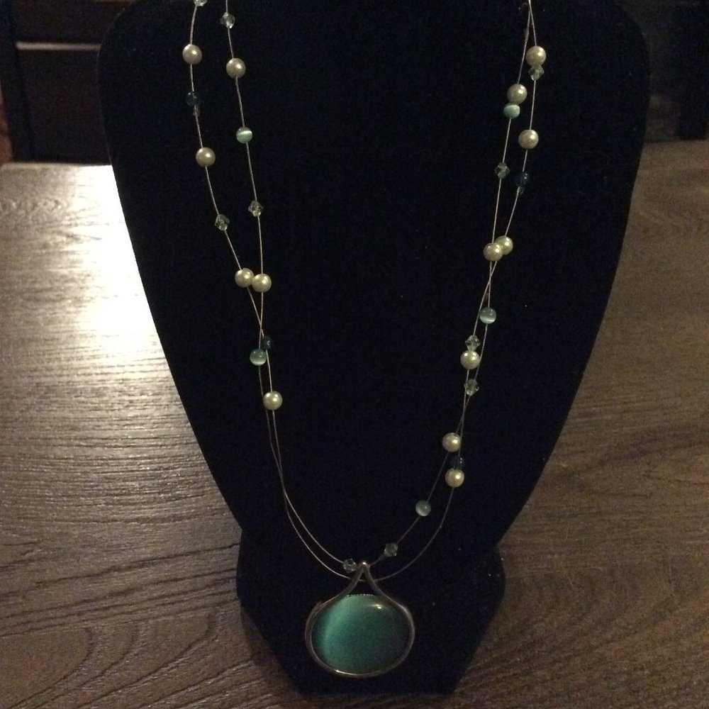 👗5/$25 - Blue/White Beaded Necklaces x2